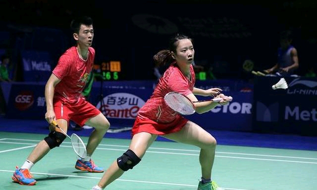 各队伍通过 各队伍通过